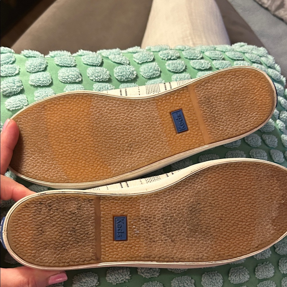 Keds Cream and Black Patterned Sneakers - Picture 4 of 6
